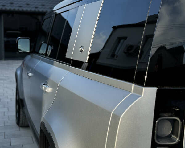 Сірий Ленд Ровер Дефендер, об'ємом двигуна 3 л та пробігом 91 тис. км за 70000 $, фото 13 на Automoto.ua