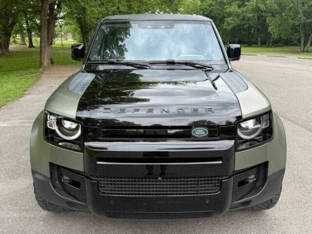 Серый Ленд Ровер Дефендер, объемом двигателя 3 л и пробегом 34 тыс. км за 31800 $, фото 5 на Automoto.ua