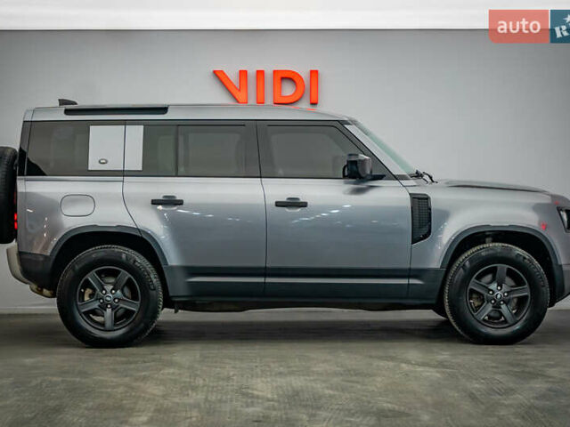 Серый Ленд Ровер Дефендер, объемом двигателя 2 л и пробегом 71 тыс. км за 55516 $, фото 3 на Automoto.ua