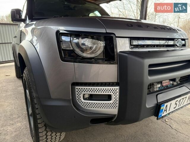 Серый Ленд Ровер Дефендер, объемом двигателя 3 л и пробегом 127 тыс. км за 60000 $, фото 2 на Automoto.ua
