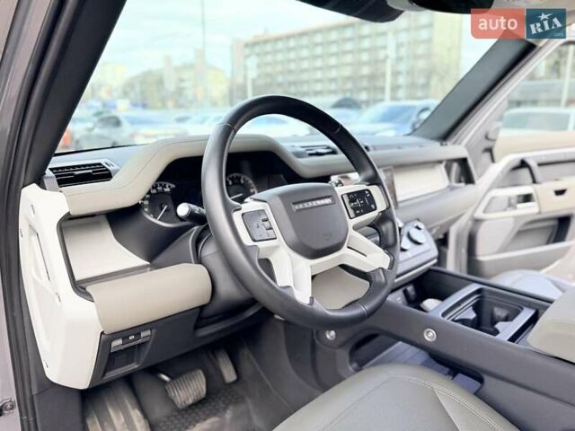 Серый Ленд Ровер Дефендер, объемом двигателя 3 л и пробегом 30 тыс. км за 81999 $, фото 29 на Automoto.ua