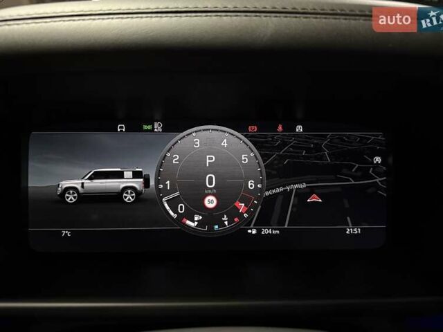 Серый Ленд Ровер Дефендер, объемом двигателя 5 л и пробегом 10 тыс. км за 147500 $, фото 46 на Automoto.ua