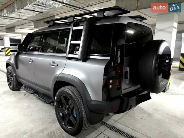 Серый Ленд Ровер Дефендер, объемом двигателя 3 л и пробегом 26 тыс. км за 88000 $, фото 11 на Automoto.ua