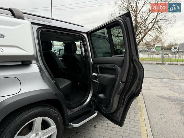 Серый Ленд Ровер Дефендер, объемом двигателя 3 л и пробегом 82 тыс. км за 92000 $, фото 30 на Automoto.ua