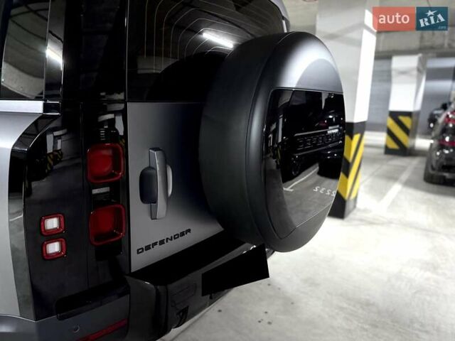 Сірий Ленд Ровер Дефендер, об'ємом двигуна 3 л та пробігом 26 тис. км за 79500 $, фото 13 на Automoto.ua