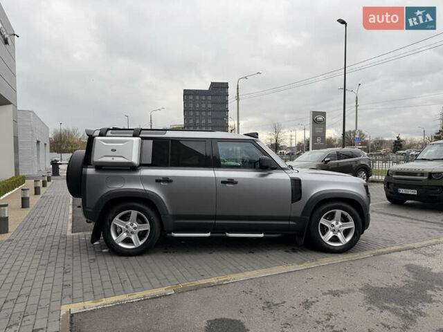 Серый Ленд Ровер Дефендер, объемом двигателя 3 л и пробегом 82 тыс. км за 92000 $, фото 3 на Automoto.ua