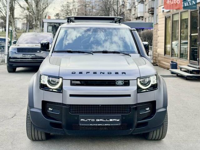Серый Ленд Ровер Дефендер, объемом двигателя 3 л и пробегом 30 тыс. км за 81999 $, фото 4 на Automoto.ua