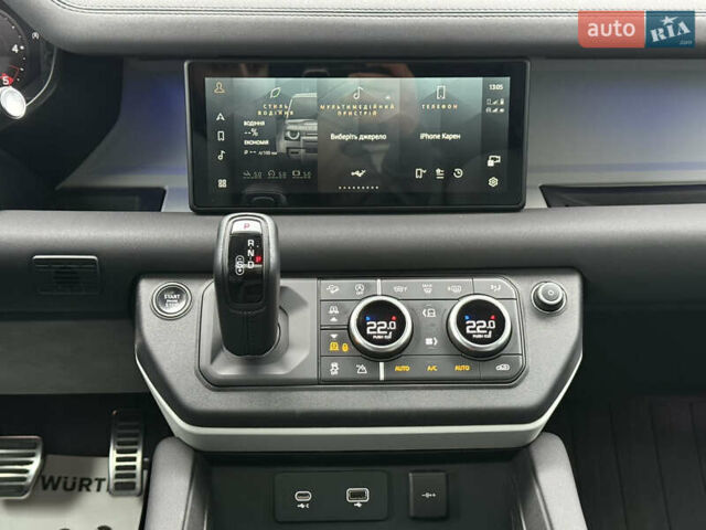 Серый Ленд Ровер Дефендер, объемом двигателя 3 л и пробегом 82 тыс. км за 92000 $, фото 22 на Automoto.ua