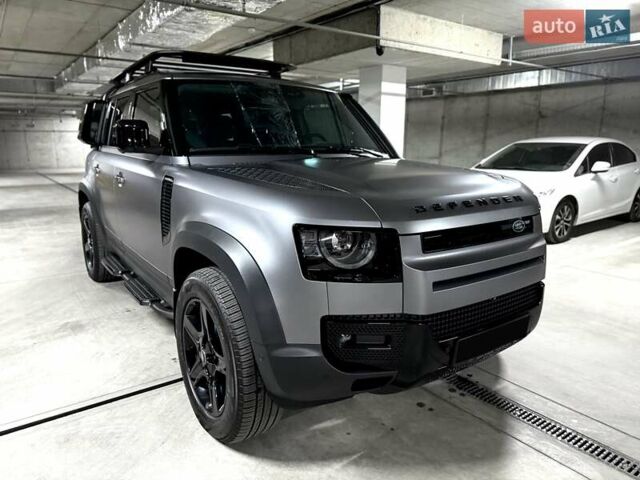 Серый Ленд Ровер Дефендер, объемом двигателя 3 л и пробегом 26 тыс. км за 84000 $, фото 18 на Automoto.ua