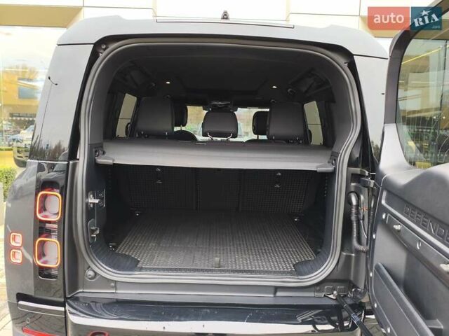 Серый Ленд Ровер Дефендер, объемом двигателя 3 л и пробегом 72 тыс. км за 87823 $, фото 30 на Automoto.ua