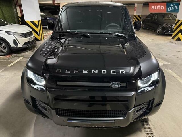 Серый Ленд Ровер Дефендер, объемом двигателя 5 л и пробегом 10 тыс. км за 147500 $, фото 3 на Automoto.ua