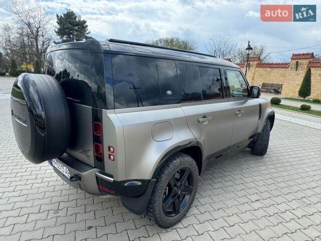 Сірий Ленд Ровер Дефендер, об'ємом двигуна 3 л та пробігом 89 тис. км за 78000 $, фото 5 на Automoto.ua