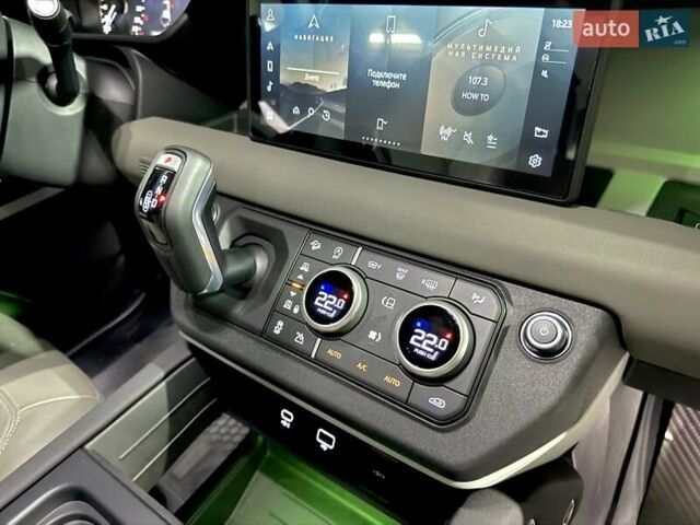 Сірий Ленд Ровер Дефендер, об'ємом двигуна 3 л та пробігом 26 тис. км за 79500 $, фото 41 на Automoto.ua