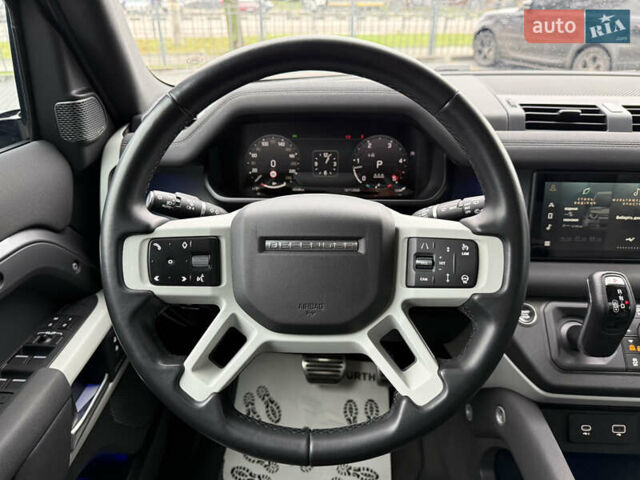 Серый Ленд Ровер Дефендер, объемом двигателя 3 л и пробегом 82 тыс. км за 92000 $, фото 18 на Automoto.ua