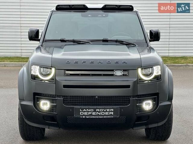 Сірий Ленд Ровер Дефендер, об'ємом двигуна 3 л та пробігом 49 тис. км за 85700 $, фото 1 на Automoto.ua