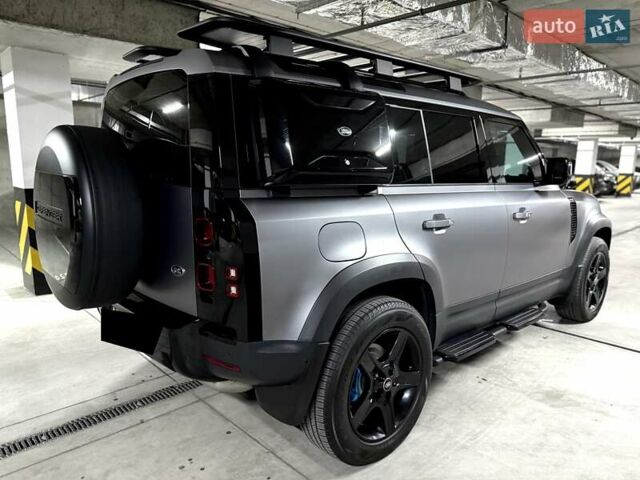 Серый Ленд Ровер Дефендер, объемом двигателя 3 л и пробегом 26 тыс. км за 84000 $, фото 15 на Automoto.ua