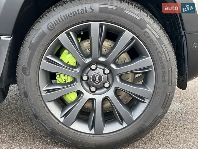 Сірий Ленд Ровер Дефендер, об'ємом двигуна 3 л та пробігом 49 тис. км за 85700 $, фото 9 на Automoto.ua