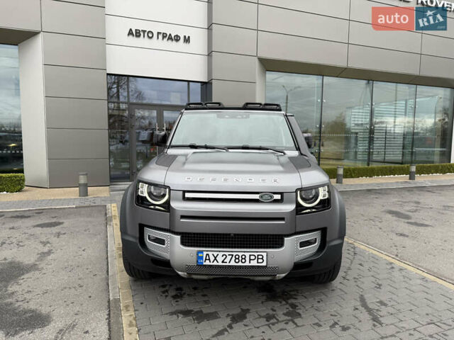 Серый Ленд Ровер Дефендер, объемом двигателя 3 л и пробегом 82 тыс. км за 92000 $, фото 1 на Automoto.ua