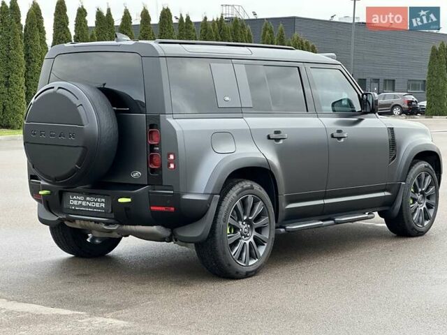 Сірий Ленд Ровер Дефендер, об'ємом двигуна 3 л та пробігом 49 тис. км за 85700 $, фото 6 на Automoto.ua