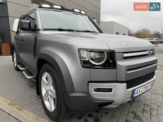 Серый Ленд Ровер Дефендер, объемом двигателя 3 л и пробегом 82 тыс. км за 92000 $, фото 10 на Automoto.ua