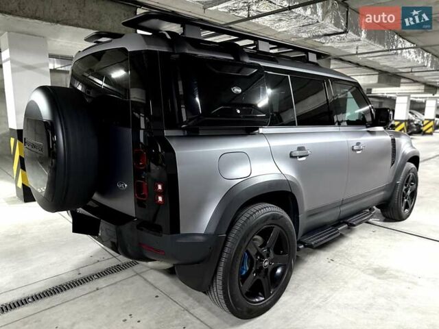 Серый Ленд Ровер Дефендер, объемом двигателя 3 л и пробегом 26 тыс. км за 88000 $, фото 14 на Automoto.ua