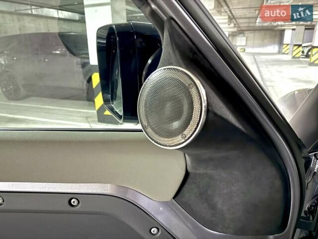 Серый Ленд Ровер Дефендер, объемом двигателя 3 л и пробегом 26 тыс. км за 84000 $, фото 23 на Automoto.ua