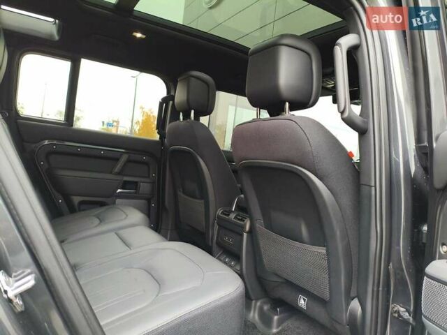 Серый Ленд Ровер Дефендер, объемом двигателя 3 л и пробегом 72 тыс. км за 87823 $, фото 49 на Automoto.ua