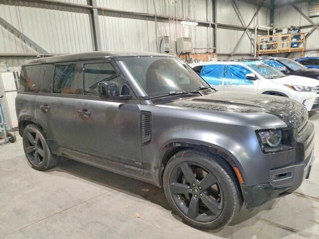 Серый Ленд Ровер Дефендер, объемом двигателя 3 л и пробегом 43 тыс. км за 21500 $, фото 3 на Automoto.ua