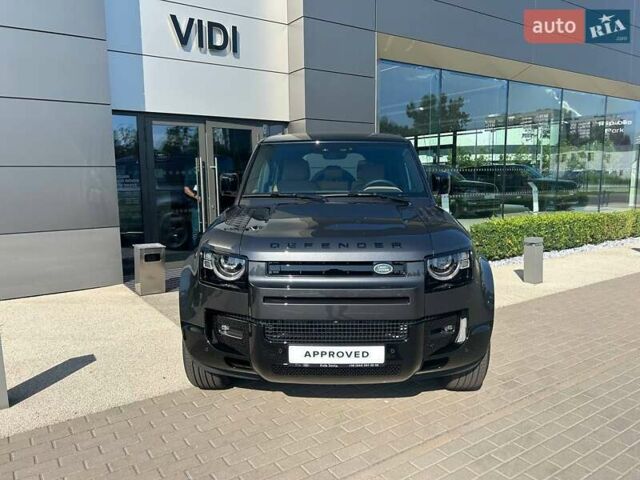Сірий Ленд Ровер Дефендер, об'ємом двигуна 3 л та пробігом 4 тис. км за 120542 $, фото 1 на Automoto.ua