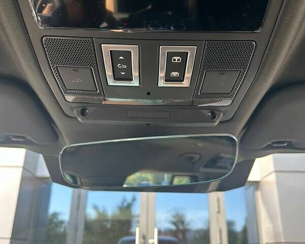 Сірий Ленд Ровер Дефендер, об'ємом двигуна 3 л та пробігом 4 тис. км за 120542 $, фото 24 на Automoto.ua