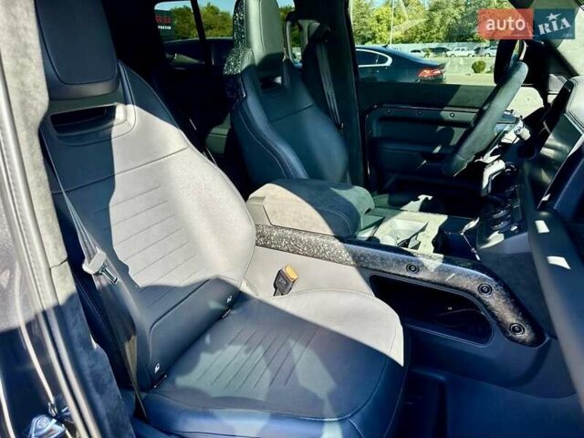 Серый Ленд Ровер Дефендер, объемом двигателя 5 л и пробегом 5 тыс. км за 265000 $, фото 14 на Automoto.ua