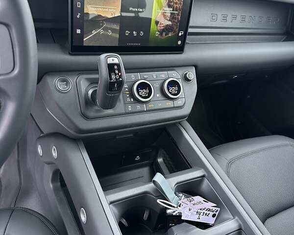 Серый Ленд Ровер Дефендер, объемом двигателя 3 л и пробегом 10 тыс. км за 115000 $, фото 17 на Automoto.ua