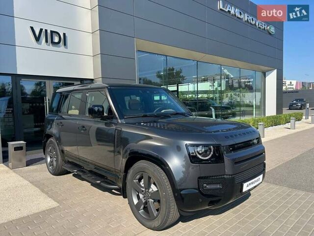 Ленд Ровер Дефендер 2025 у Києві на Automoto.ua Сірий Ленд Ровер Дефендер, об'ємом двигуна 3 л та пробігом 2 тис. км за 121594 $, фото 10 на Automoto.ua