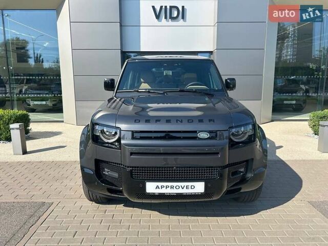 Сірий Ленд Ровер Дефендер, об'ємом двигуна 3 л та пробігом 4 тис. км за 120542 $, фото 9 на Automoto.ua