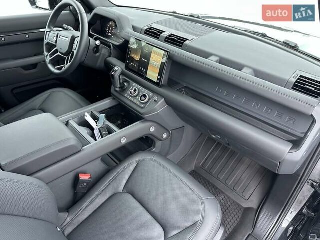 Серый Ленд Ровер Дефендер, объемом двигателя 3 л и пробегом 10 тыс. км за 115000 $, фото 28 на Automoto.ua