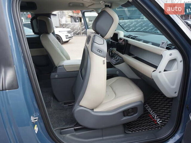 Синий Ленд Ровер Дефендер, объемом двигателя 3 л и пробегом 27 тыс. км за 74900 $, фото 29 на Automoto.ua