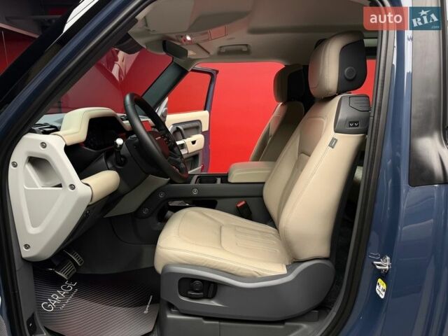 Синий Ленд Ровер Дефендер, объемом двигателя 3 л и пробегом 28 тыс. км за 68500 $, фото 25 на Automoto.ua