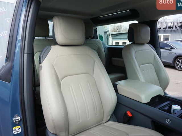 Синий Ленд Ровер Дефендер, объемом двигателя 3 л и пробегом 27 тыс. км за 74900 $, фото 28 на Automoto.ua