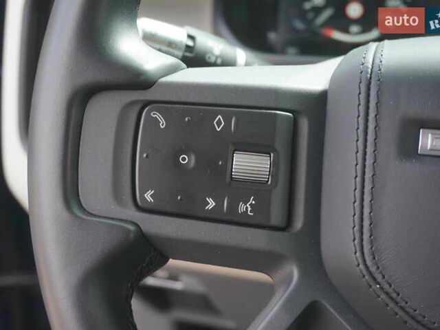 Синий Ленд Ровер Дефендер, объемом двигателя 3 л и пробегом 27 тыс. км за 74900 $, фото 41 на Automoto.ua