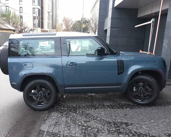 Синий Ленд Ровер Дефендер, объемом двигателя 3 л и пробегом 23 тыс. км за 58000 $, фото 2 на Automoto.ua