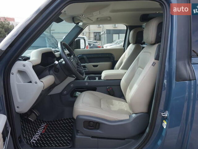 Синий Ленд Ровер Дефендер, объемом двигателя 3 л и пробегом 27 тыс. км за 74900 $, фото 19 на Automoto.ua