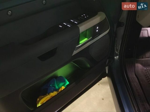 Синій Ленд Ровер Дефендер, об'ємом двигуна 3 л та пробігом 32 тис. км за 79000 $, фото 12 на Automoto.ua