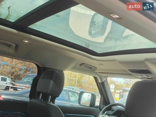 Синій Ленд Ровер Дефендер, об'ємом двигуна 3 л та пробігом 32 тис. км за 79000 $, фото 9 на Automoto.ua