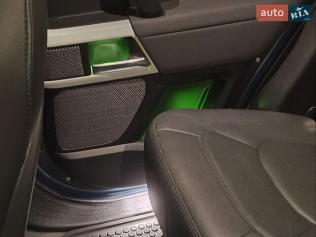 Синій Ленд Ровер Дефендер, об'ємом двигуна 3 л та пробігом 32 тис. км за 79000 $, фото 14 на Automoto.ua