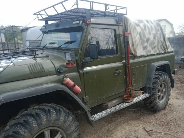 Зелений Ленд Ровер Дефендер, об'ємом двигуна 0 л та пробігом 100 тис. км за 7999 $, фото 4 на Automoto.ua