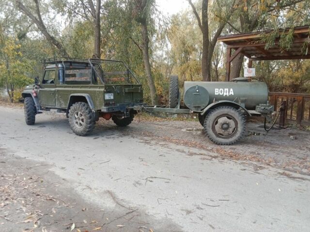 Зелений Ленд Ровер Дефендер, об'ємом двигуна 0 л та пробігом 100 тис. км за 7999 $, фото 1 на Automoto.ua