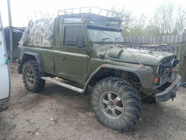 Зелений Ленд Ровер Дефендер, об'ємом двигуна 0 л та пробігом 100 тис. км за 7999 $, фото 3 на Automoto.ua