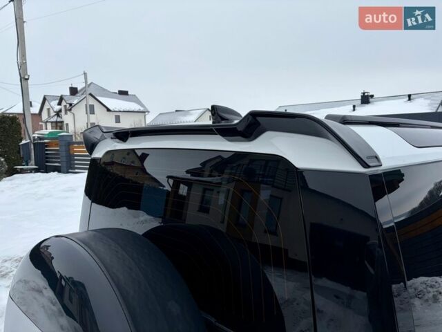 Зеленый Ленд Ровер Дефендер, объемом двигателя 2 л и пробегом 164 тыс. км за 49900 $, фото 23 на Automoto.ua