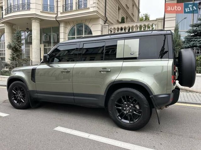 Зеленый Ленд Ровер Дефендер, объемом двигателя 2 л и пробегом 77 тыс. км за 52000 $, фото 7 на Automoto.ua