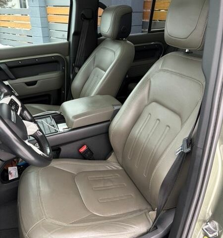 Зеленый Ленд Ровер Дефендер, объемом двигателя 2 л и пробегом 164 тыс. км за 49900 $, фото 33 на Automoto.ua